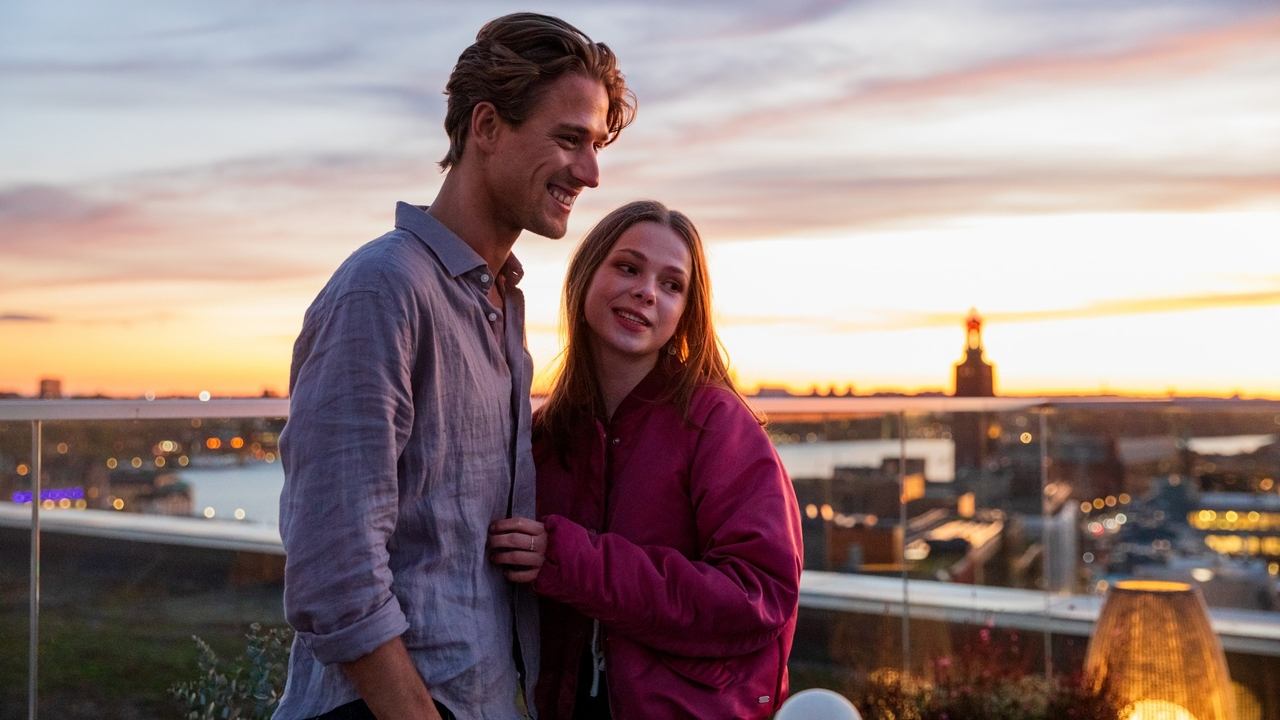 A Nearly Normal Family izle