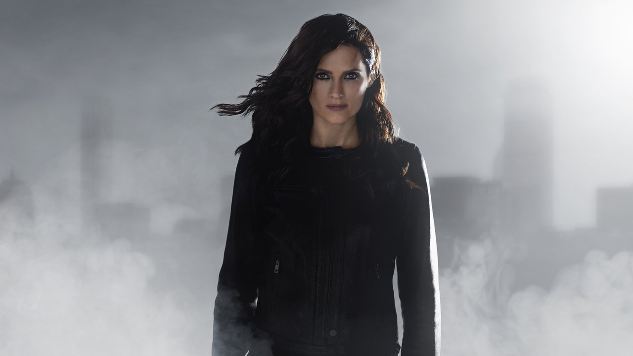 Absentia izle