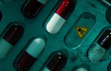 Cold Case: The Tylenol Murders izle