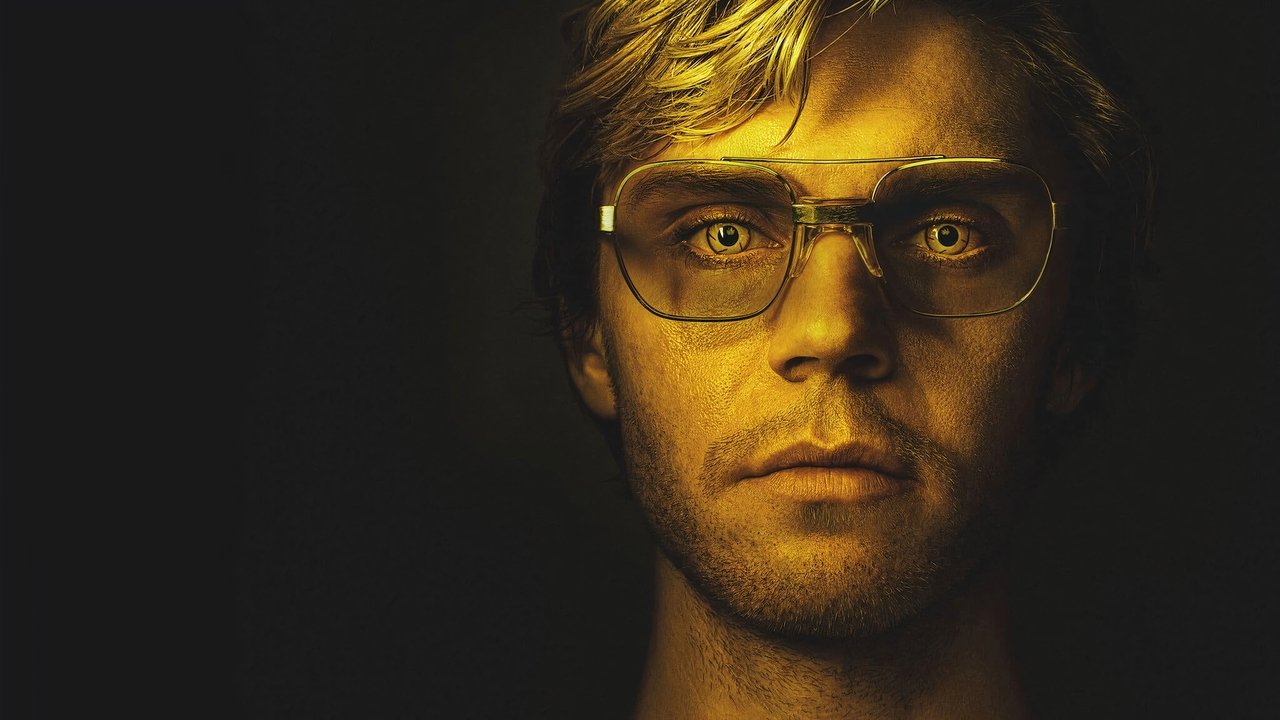 DAHMER - Monster: The Jeffrey Dahmer Story izle