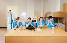 Resident Playbook izle