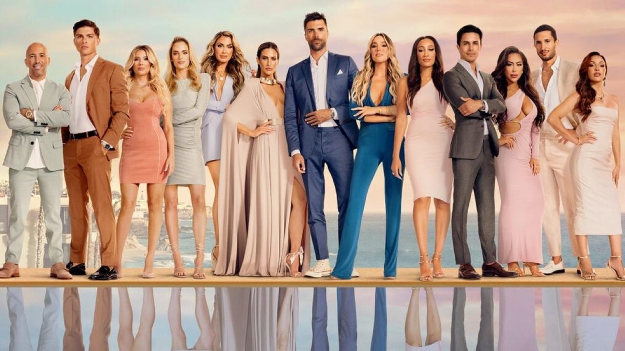 Selling the OC izle