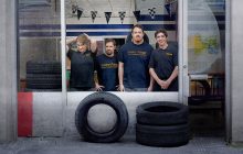 Tires 3. Sezon 12. Bölüm izle