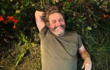 This Is a Gardening Show izle